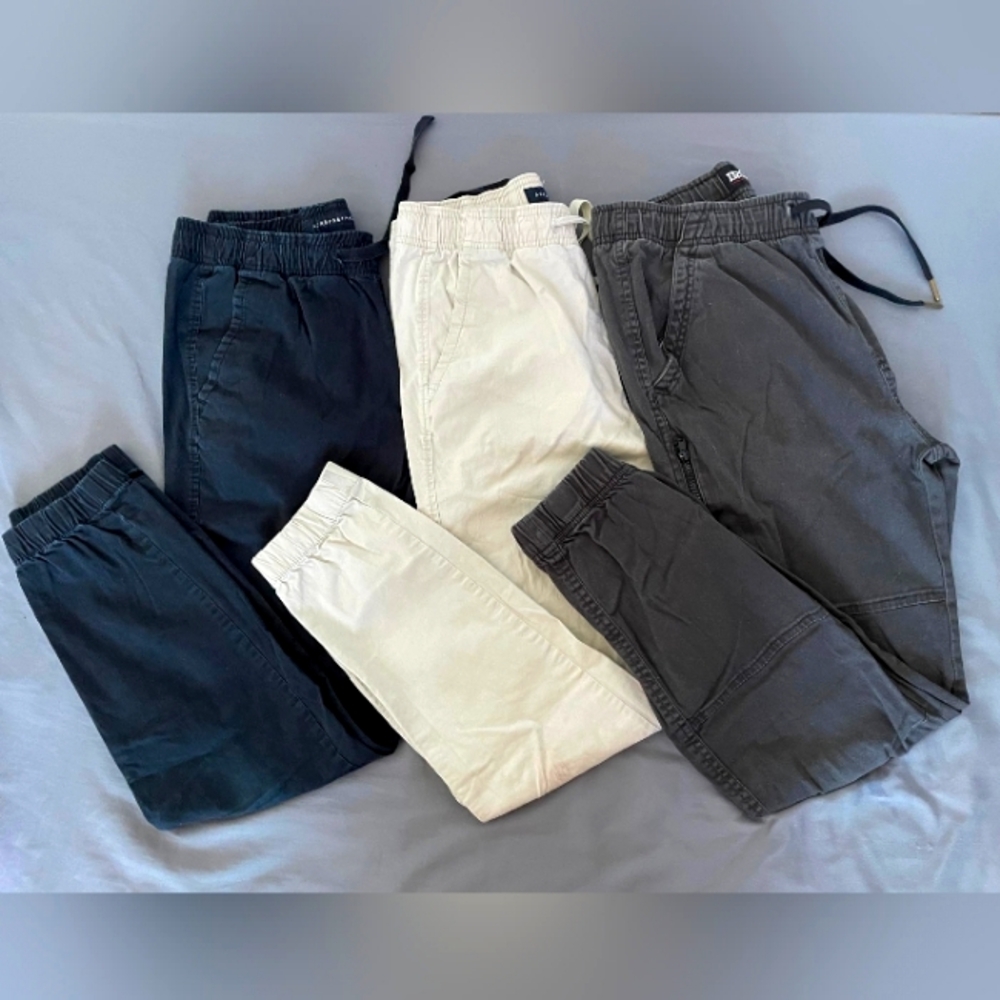 3 Aeropostale Joggers, Mens Small